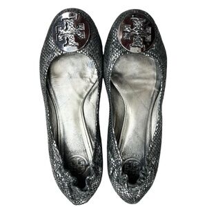 Tory Burch Reva black silver embossed snake print leather ballet flats 7-7.5